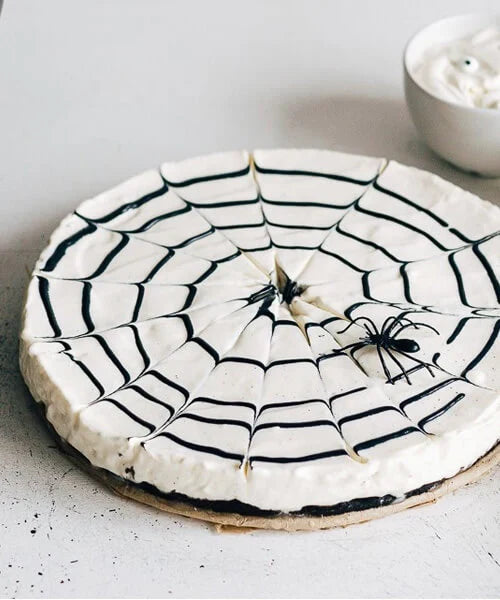 Halloween-i pókhálós sajttorta